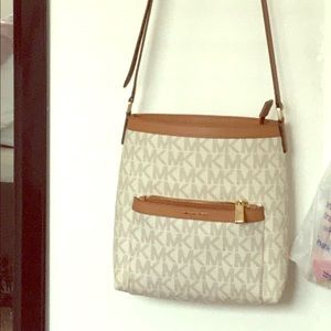 Michael Kors side bag